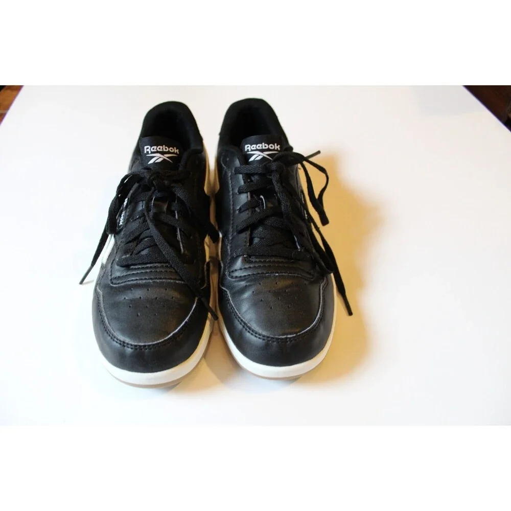 Reebok Court Advance Sneakers Black and White Mens Size 5 Womens 6.5